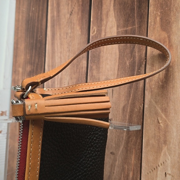 DOONEY & BOURKE PEBBLE GRAIN HANDBAG WRIST - Picture 5 of 9